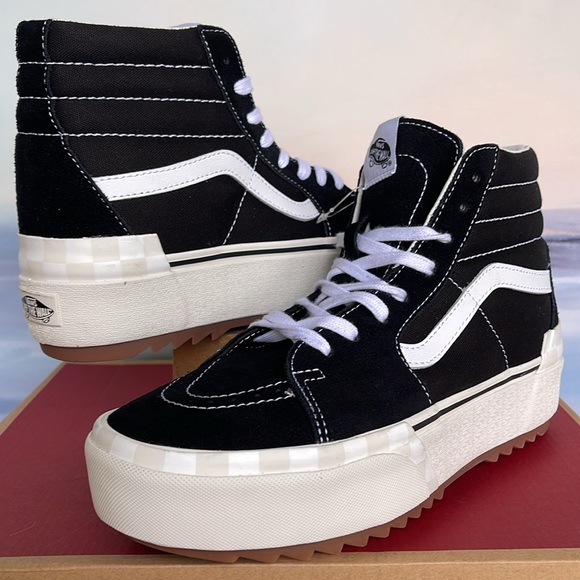 Vans Other - Vans Men’s Sk8-Hi Stacked (Suede/Canvas) Black/Blan
VN0A4BTW5ZN
Platforms